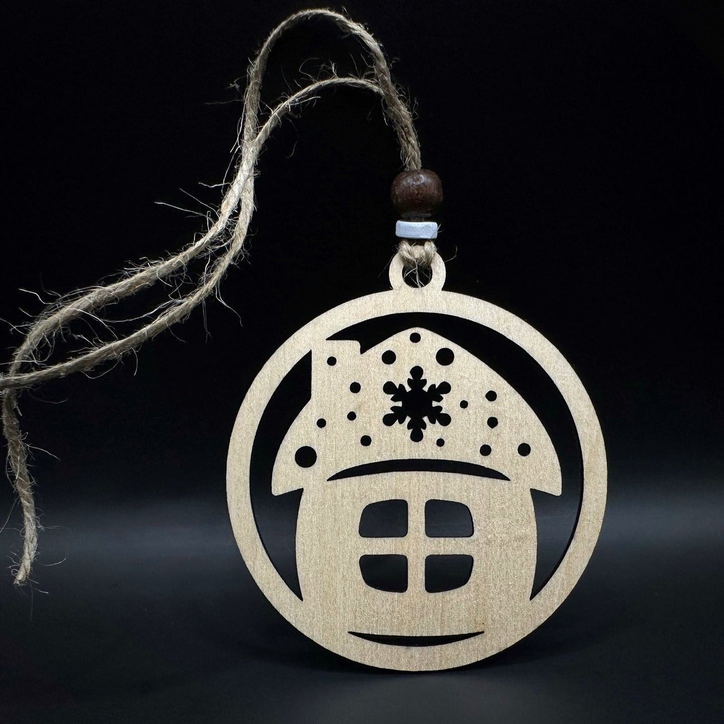 Къщичка със звезда - Дървена коледна украса