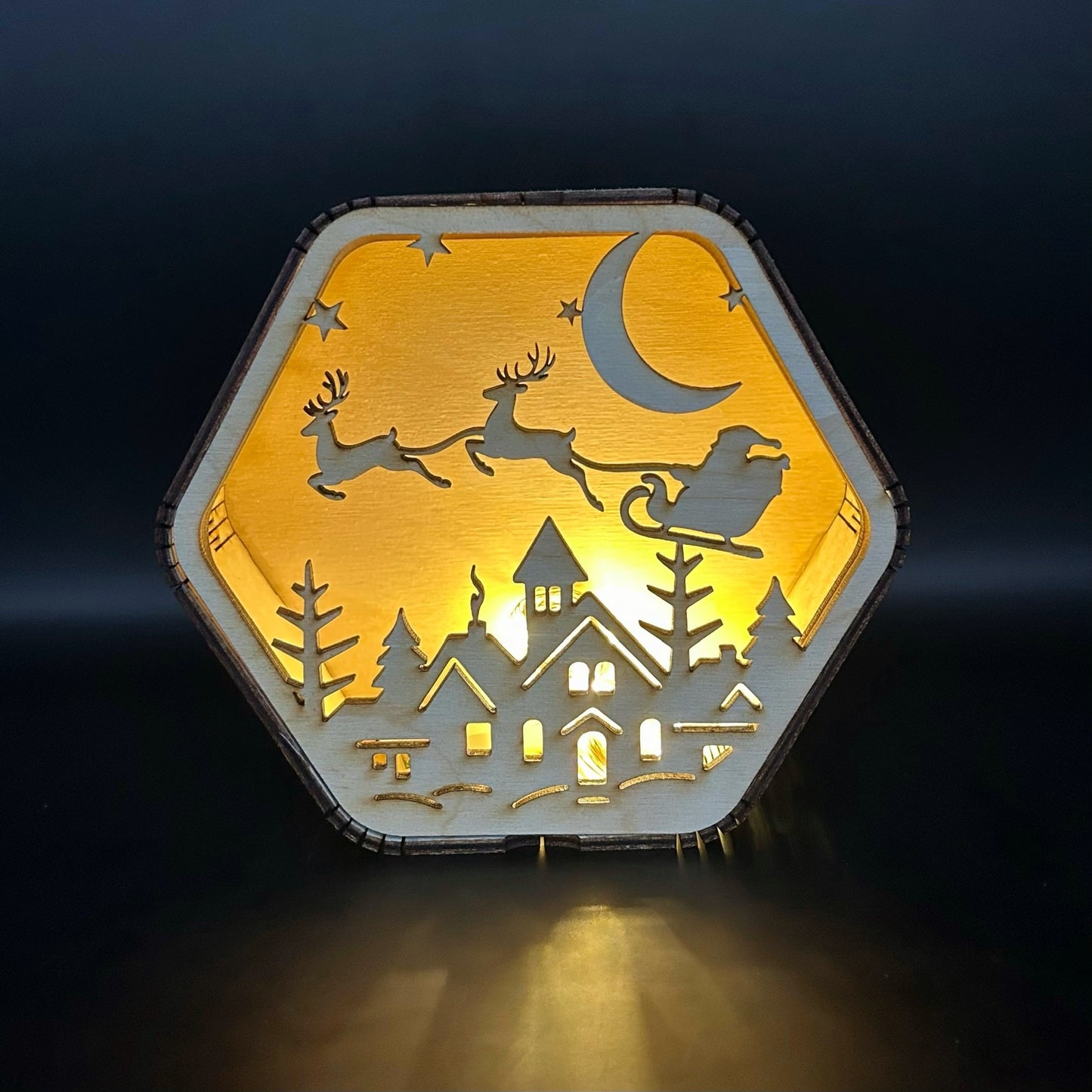 Полет над Град - Коледна дървена украса