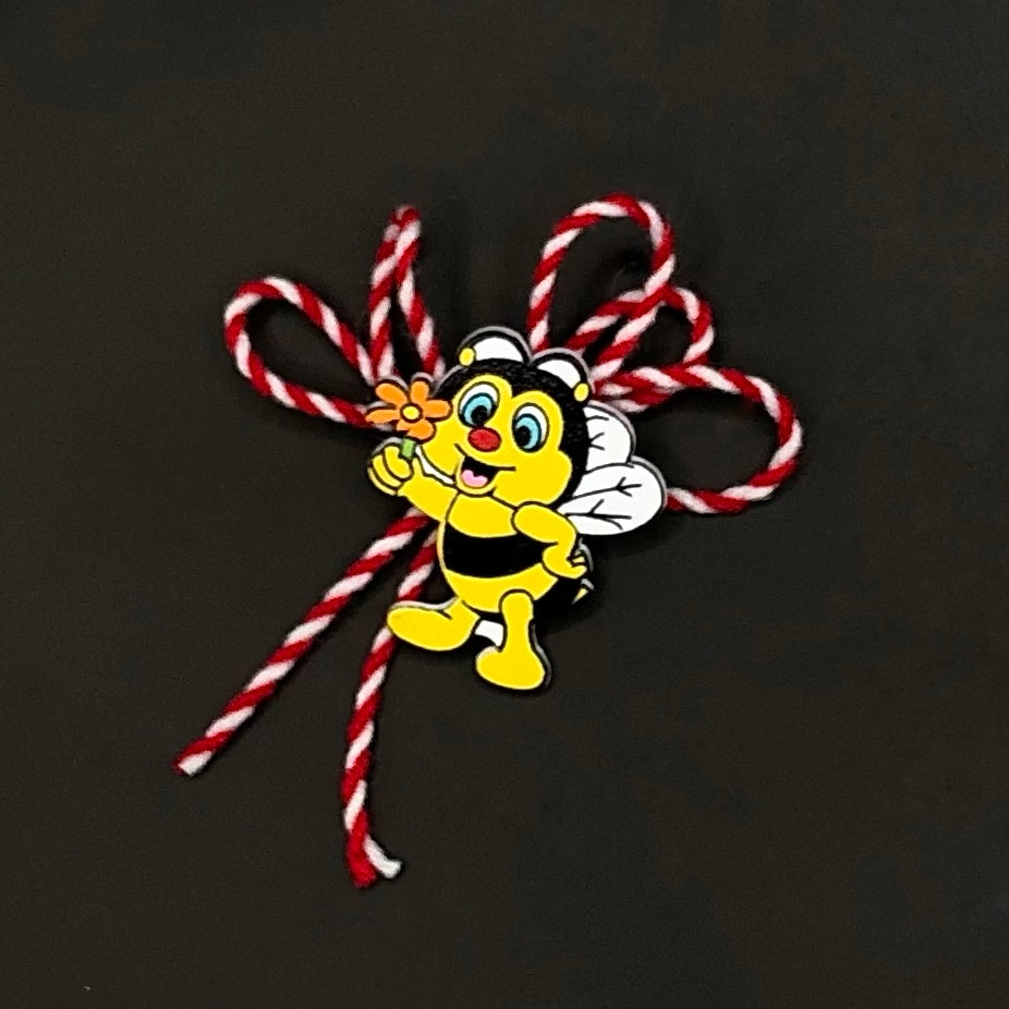 детска мартеница с пчеличката мая