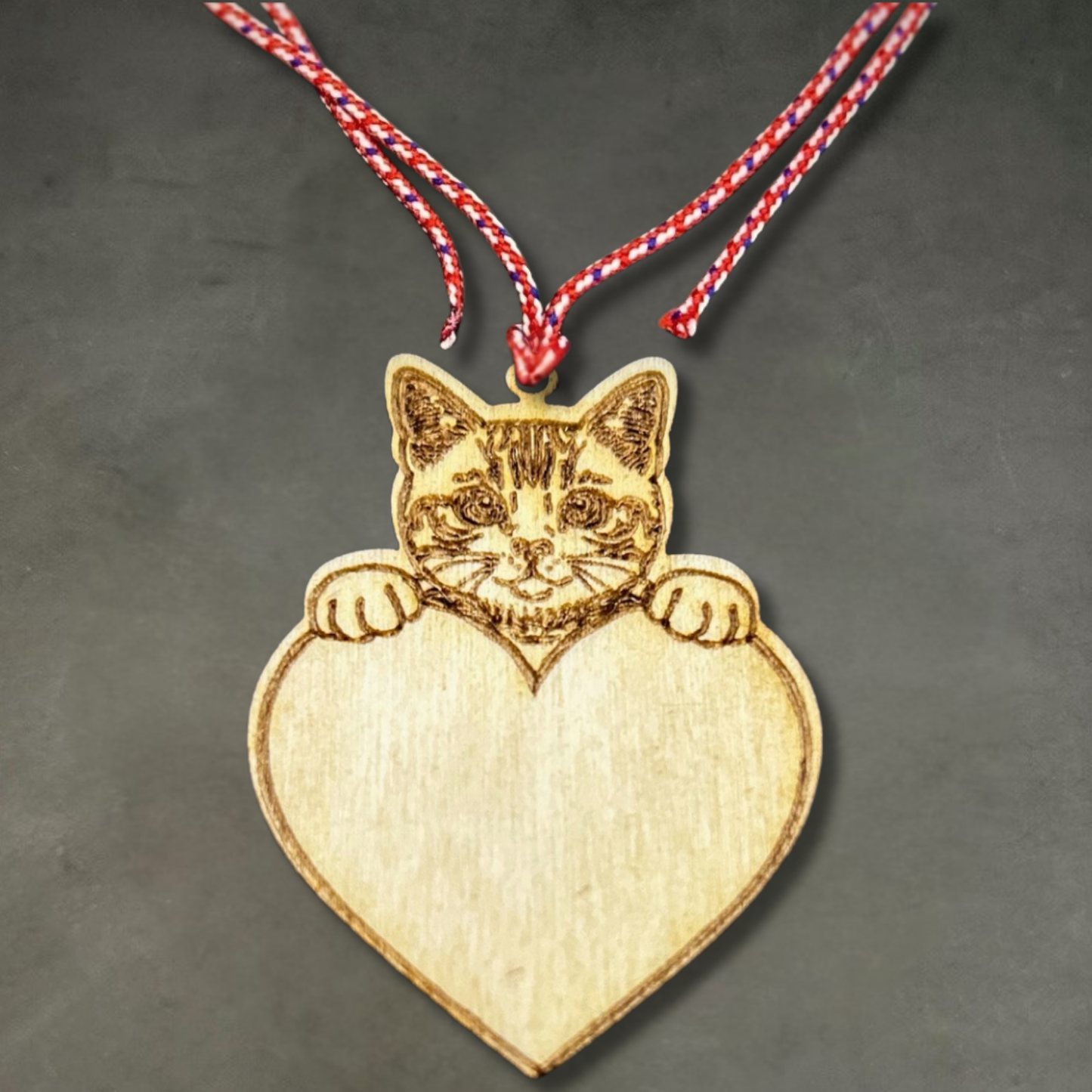 Персонализирана Мартеница за Котка