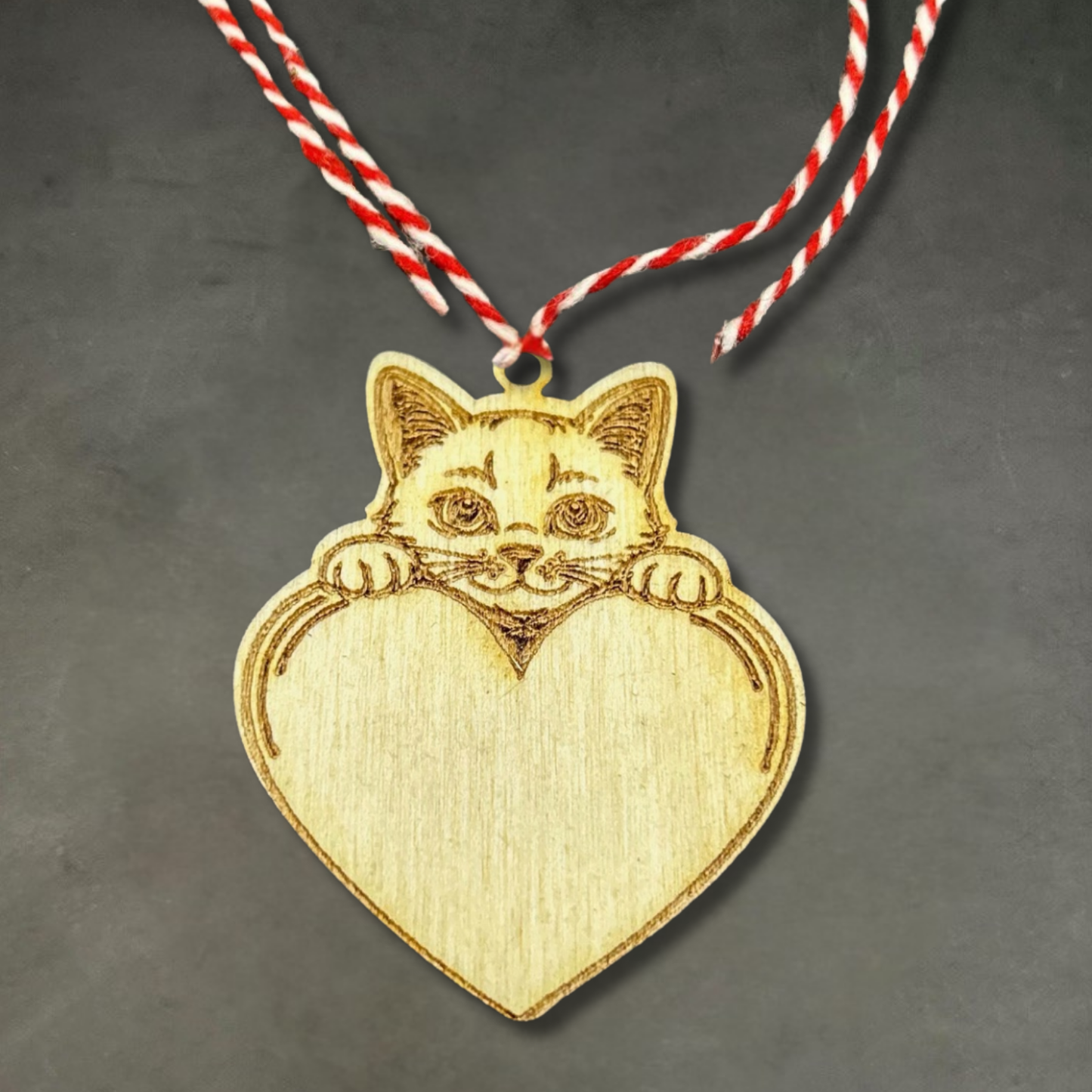 Персонализирана Мартеница за Котка