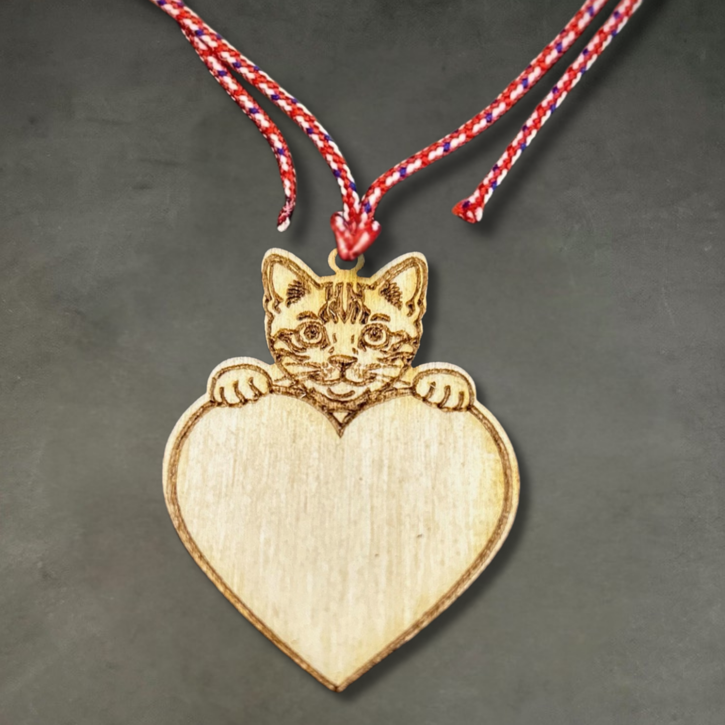 Персонализирана Мартеница за Котка