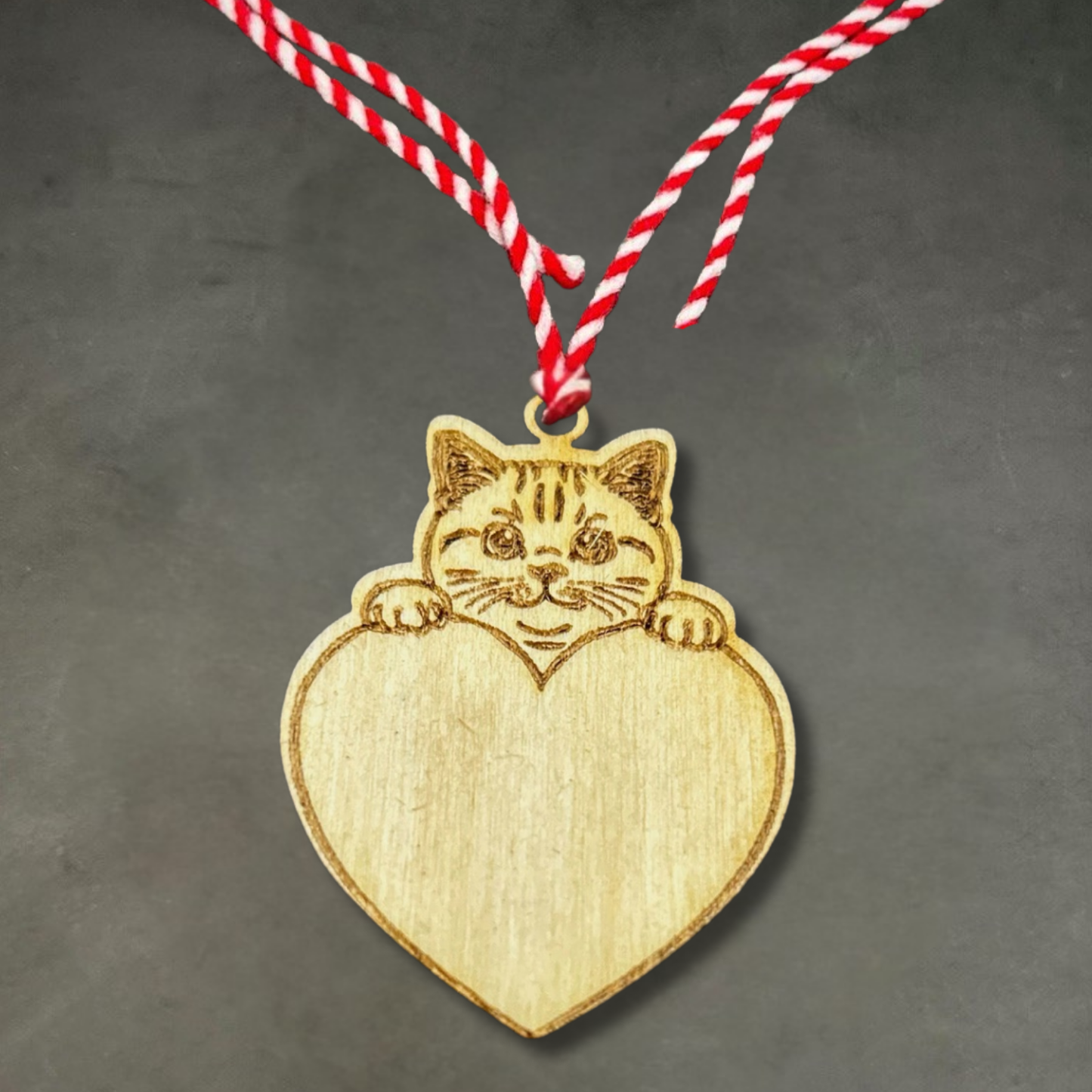 Персонализирана Мартеница за Котка