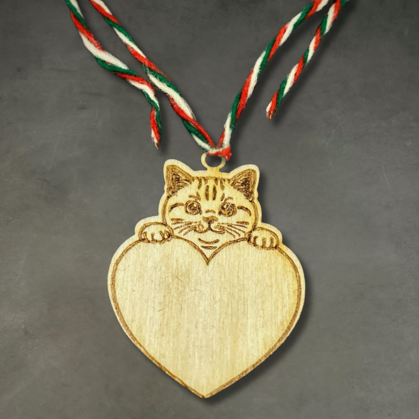 Персонализирана Мартеница за Котка