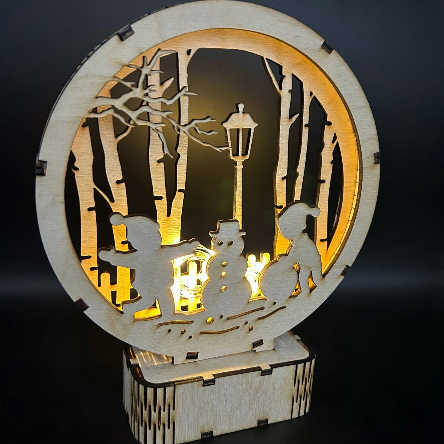 Игри в Снега - Коледна дървена украса