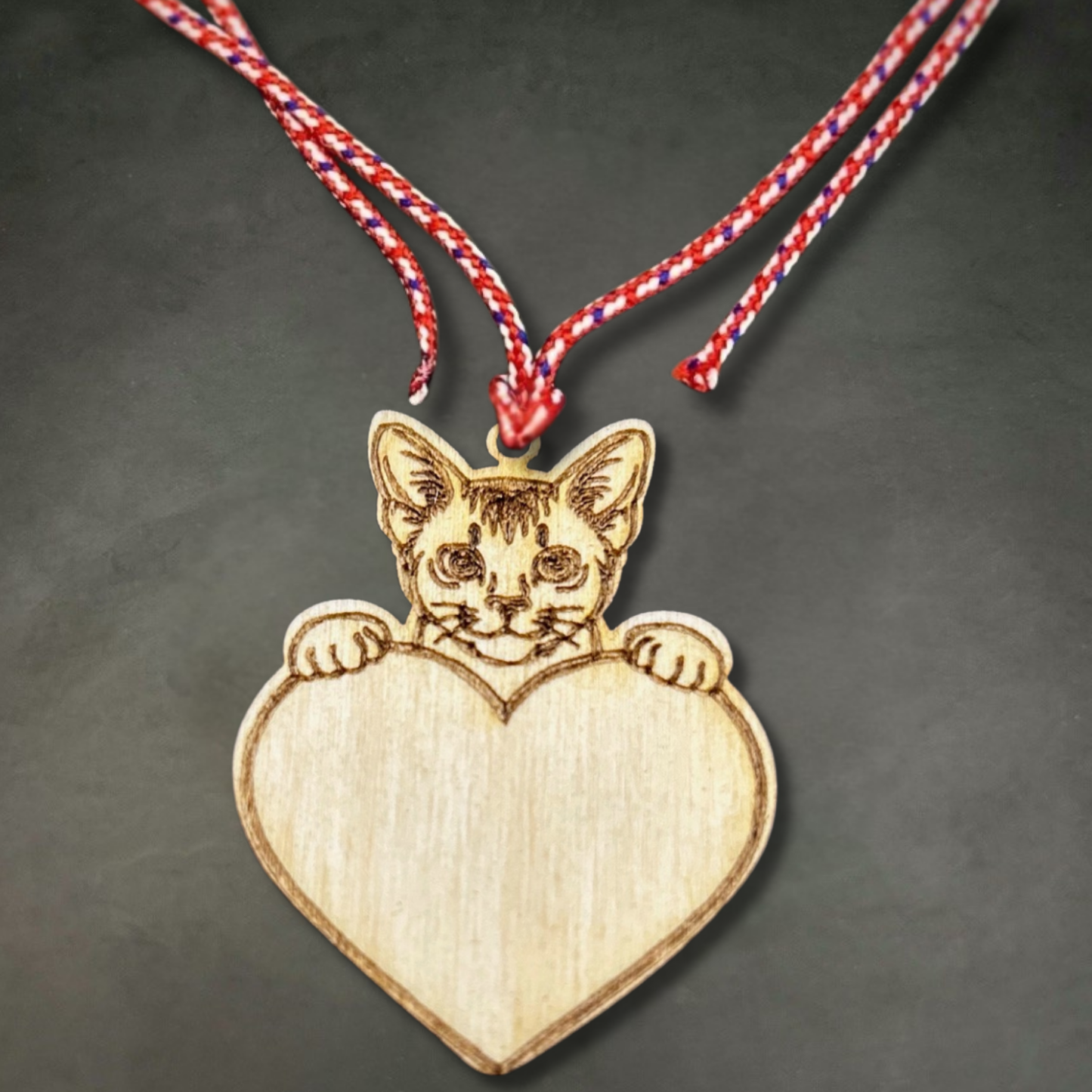 Персонализирана Мартеница за Котка