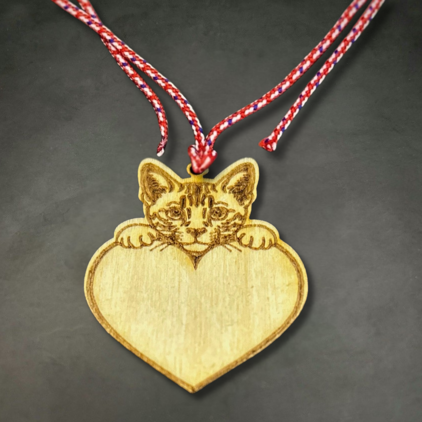 Персонализирана Мартеница за Котка