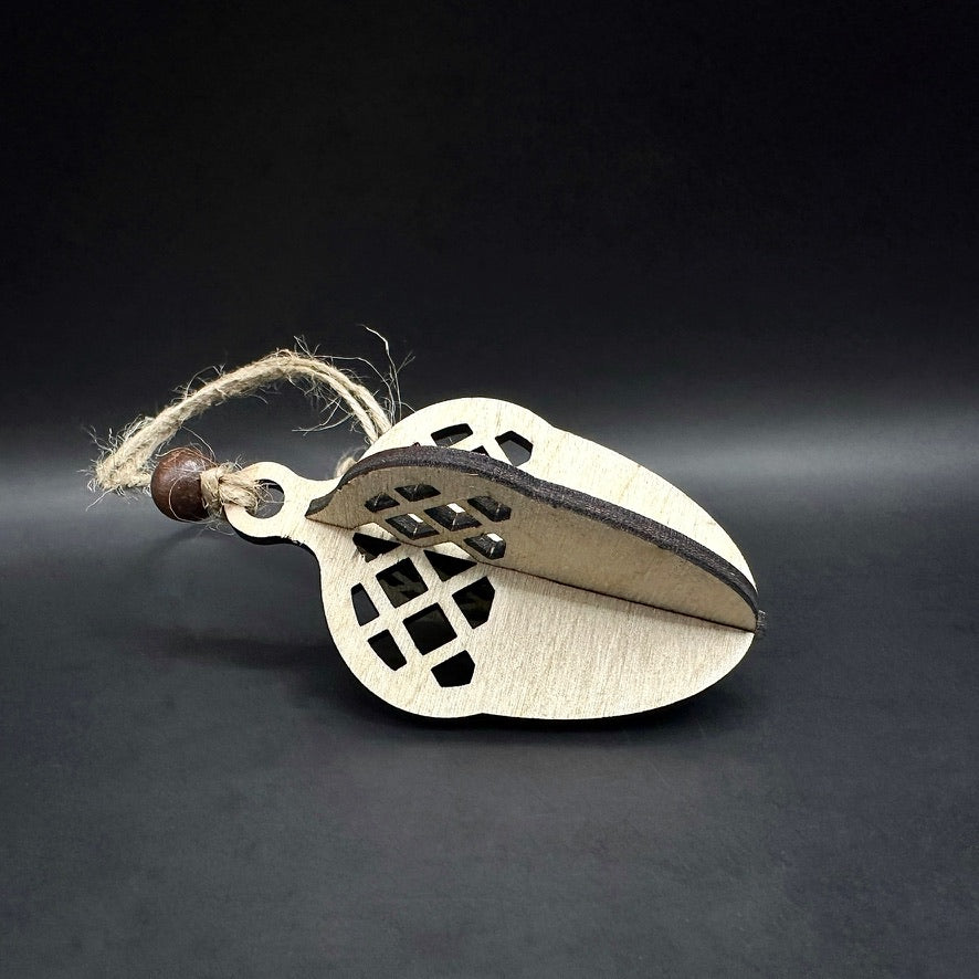 Жълъдче - Дървена коледна украса