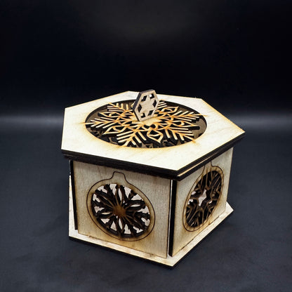 Вълшебна снежинка - Дървена коледна кутия