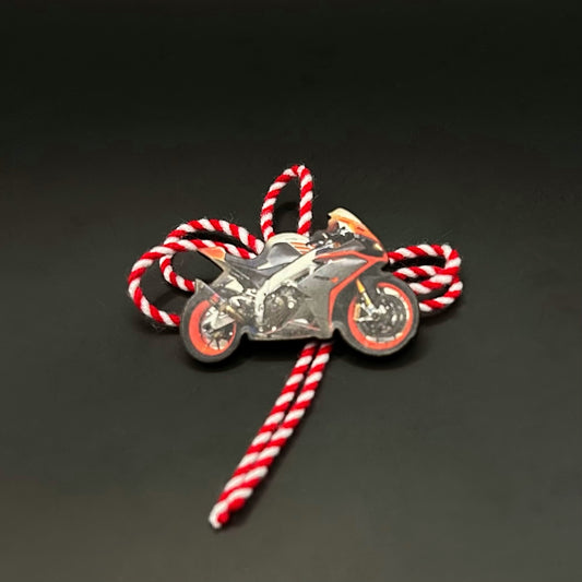 мартеница за закачане с мотор