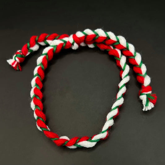 мъжка мартеница с памучни конци