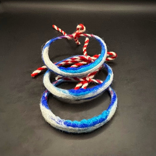 традиционна вълнена мартеница за Баба Марта